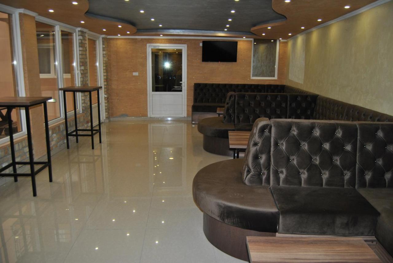 Rooms " Simke " Subotica Buitenkant foto