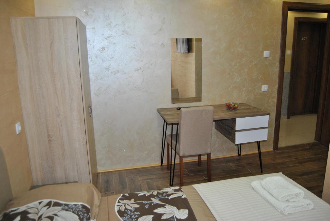 Rooms " Simke " Subotica Buitenkant foto