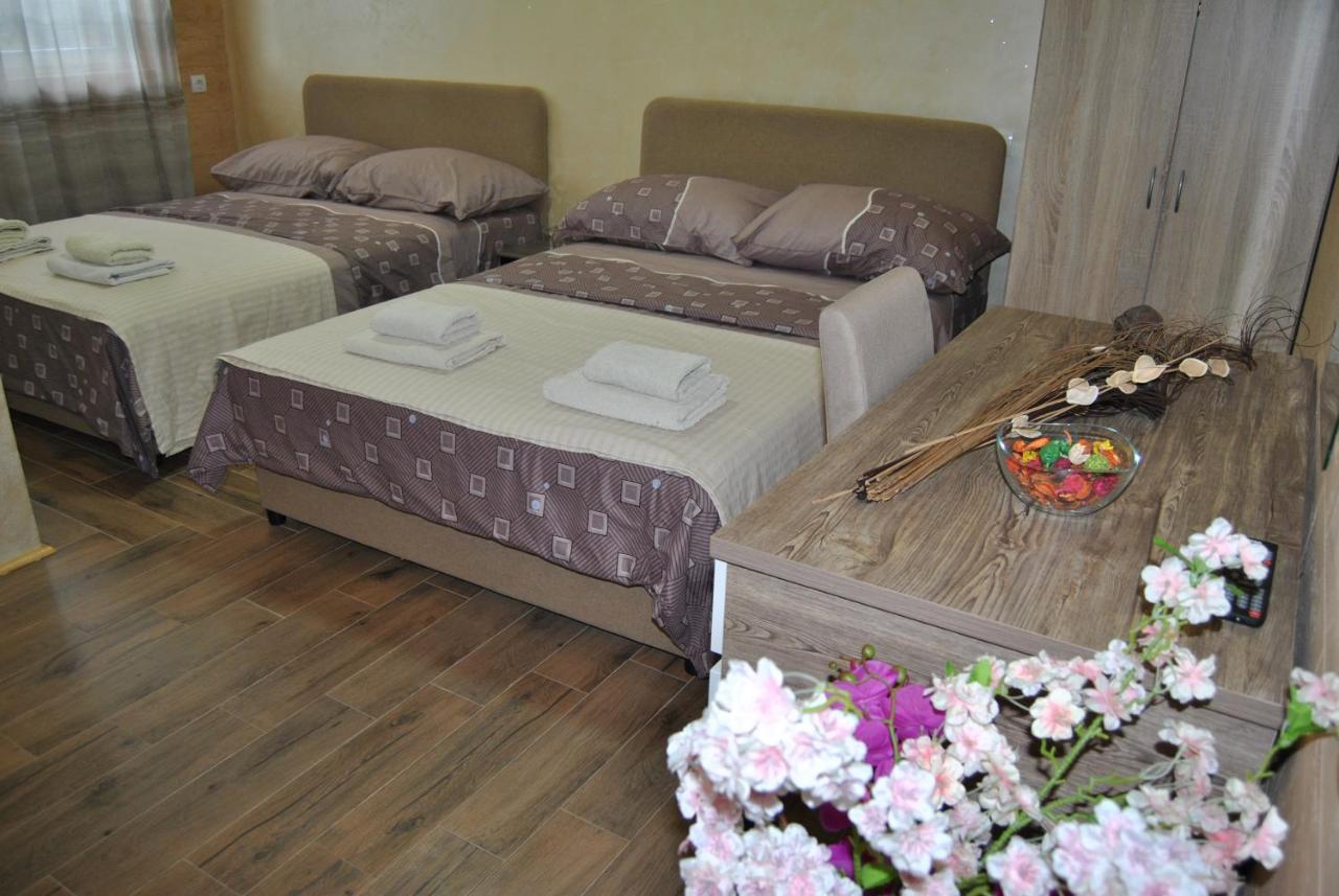 Rooms " Simke " Subotica Buitenkant foto