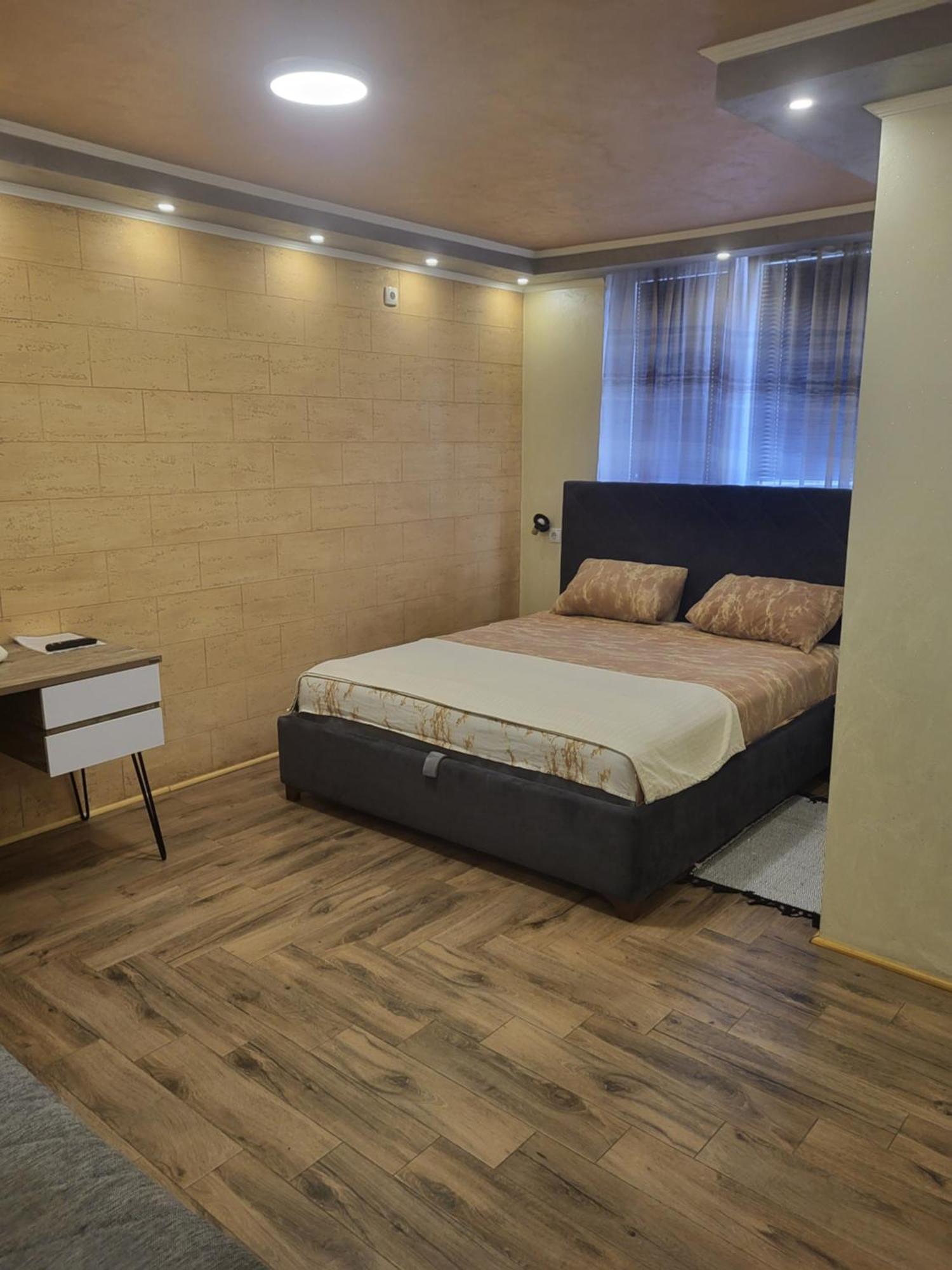 Rooms " Simke " Subotica Buitenkant foto